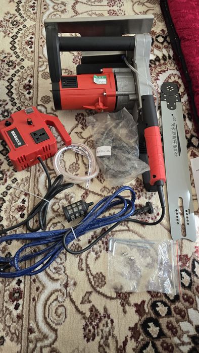 Бетонарез. Цепная пила для резки бетон и тд. 
станок для резки кирпи