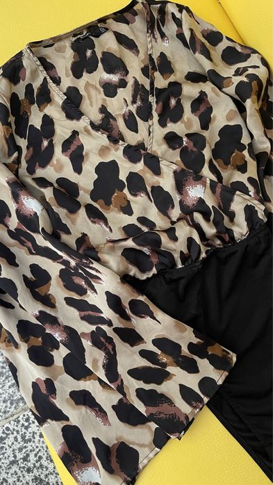 Елегантно боди на Boohoo с ефектен ръкав