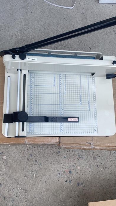 Гильотина А3 новая!