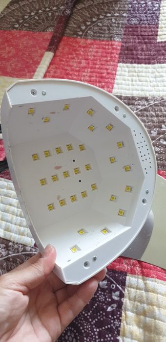 Продам LED лампу