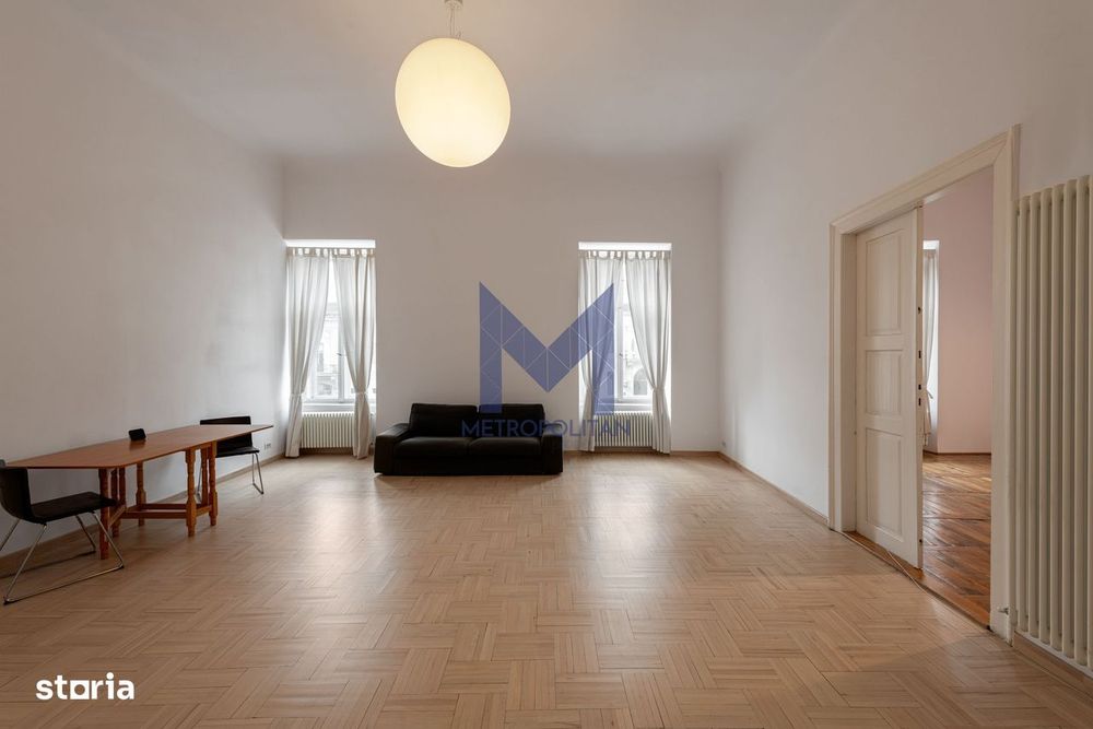 Apartament-galerie la kilometrul zero | 2 camere + mezanin, 2 băi — fotografia 1