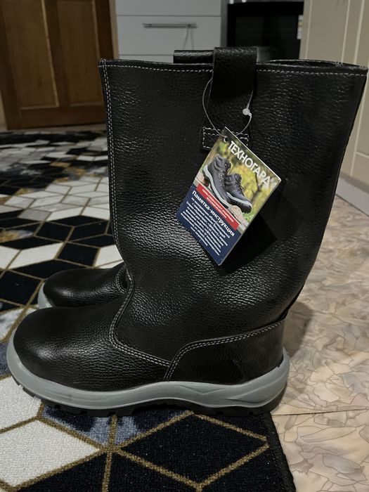 Продам рабочие сапоги техноавиа