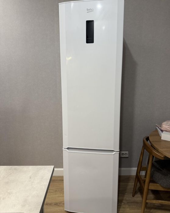 Холодильник beko