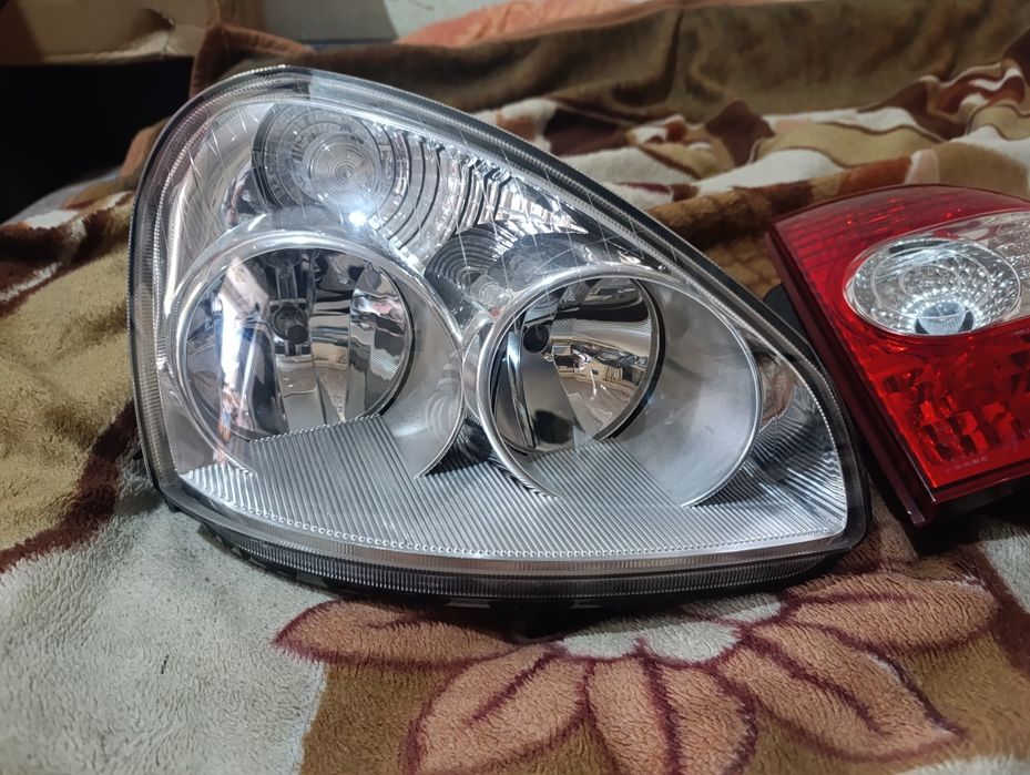 Фара на приору и задняя