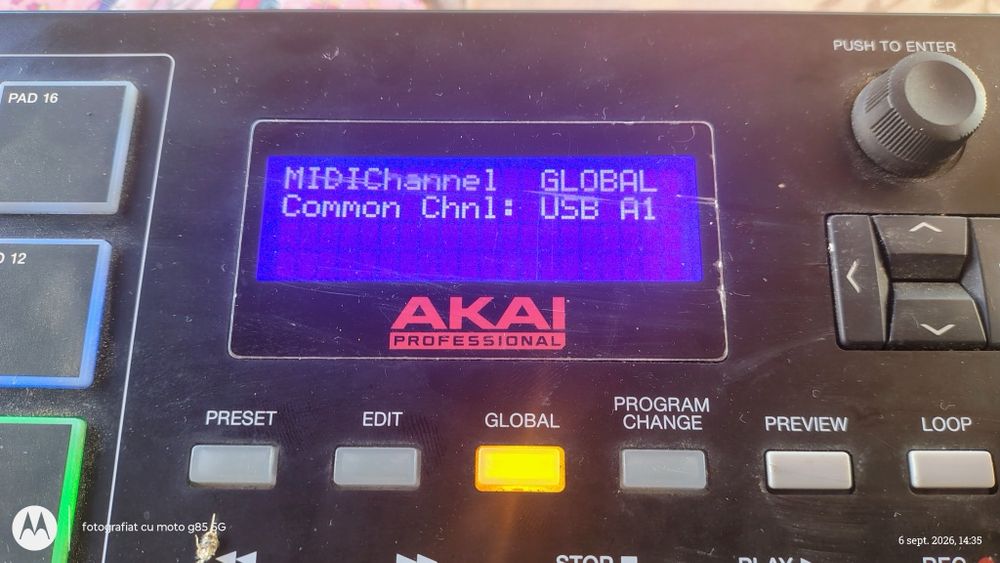 controler MIDI AKAI mpk249