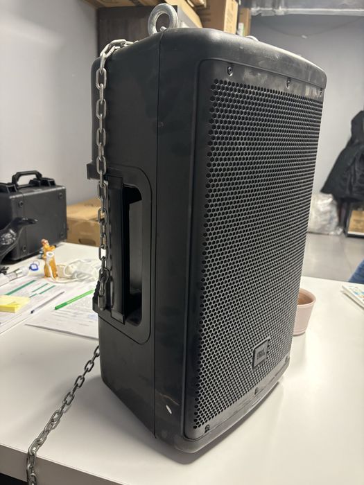 Колонка JBL , профессиональная со встроеным усилителем