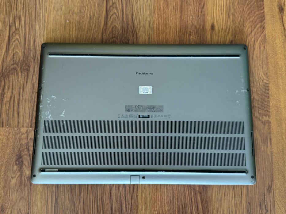 17.3' FHD IPS  i7-11850H DELL Precision 7760 32GB RAM/512GB/RTX A3000
