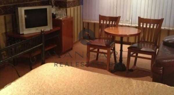 Продава се Хотел в Пловдив, Център - 300 кв.м за 1867 €/кв.м - Снимка #4