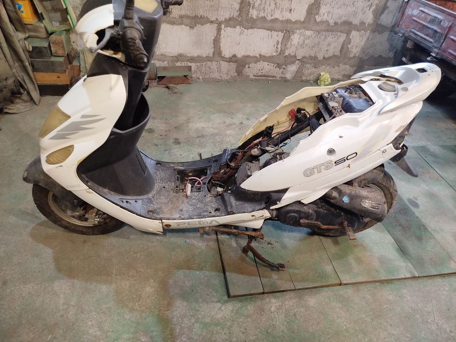 Скутер peda 50 кубов