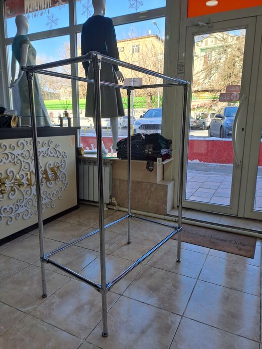 Стоика для одежды