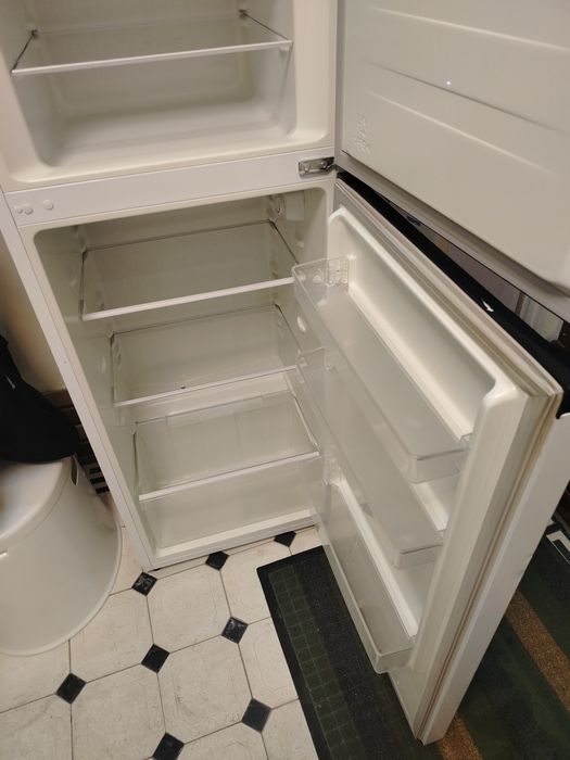 Срочно холодильники ройсын