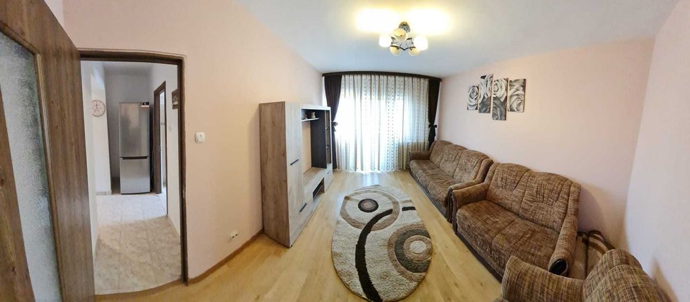 Închiriez apartament cu 3 camere, etaj 5/6, MB7