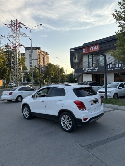 Treker 1 primer 2019 yil probeg 50000