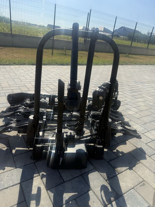 Suport 3 biciclete cu prindere de masina