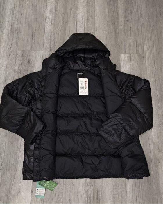 Пуховик Marmot новый