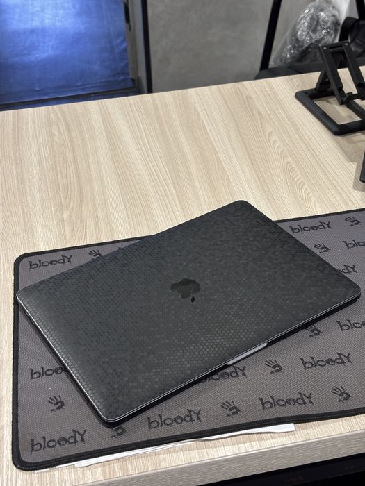 MacBook pro m1 2020г