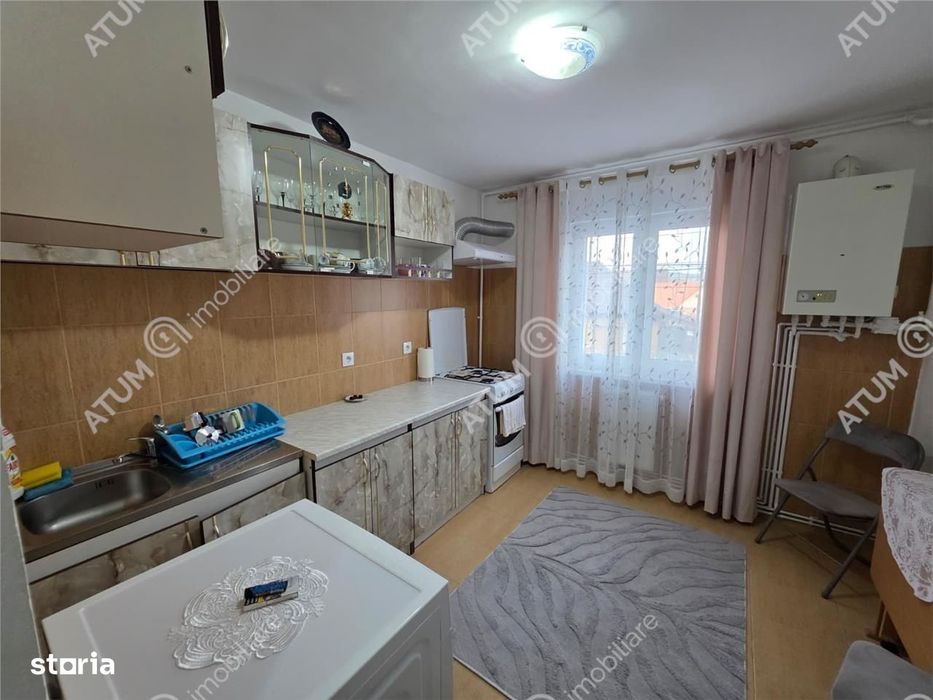 Garsoniera decomandata la etajul 1 in zona Lupeni din Sibiu