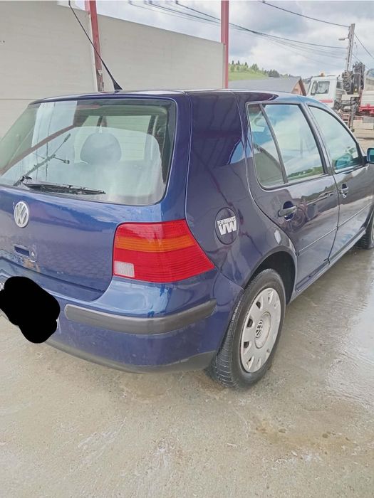 Se vinde Golf 4 an 2003
