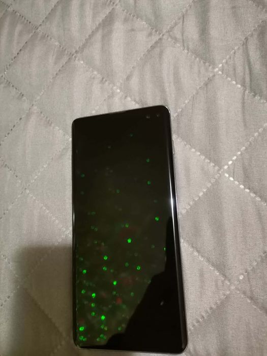 Samsung S10 Plus  отличен!