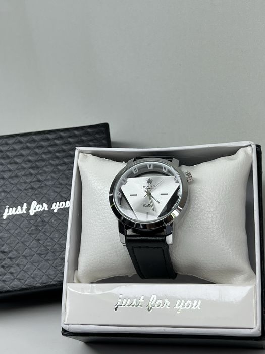 Мужской наручный часы