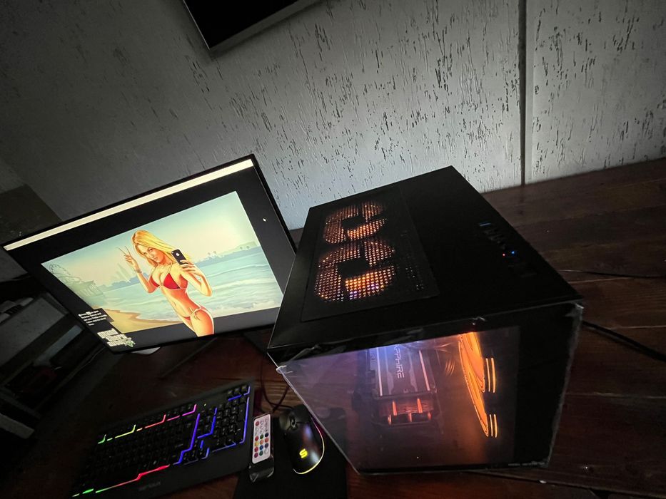 Unitate pc Gaming 1080p i7 gen 9 32gb ram ssd Nvme 512 gb hdd 3 tb video AMD 8gb