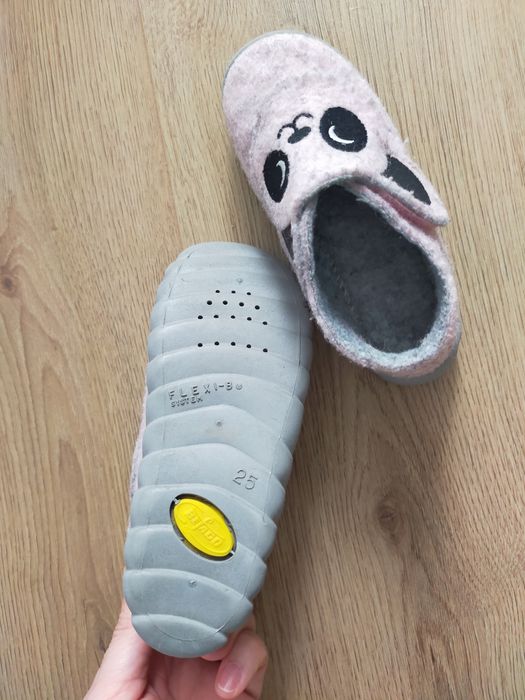 Papuci de lână, Befado, 25