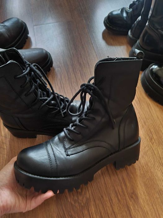 Bocanci mărimea 38