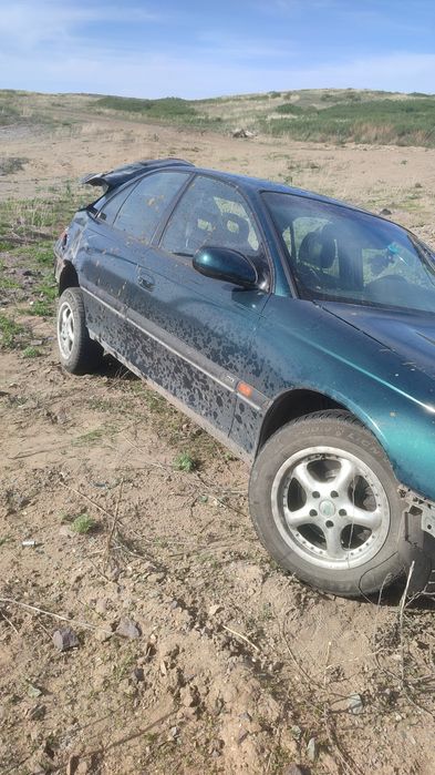 Продаётся Опель по запчастям на разбор