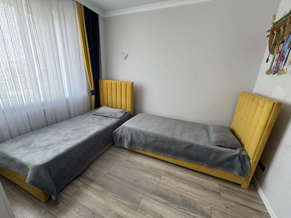 Продается кровать, вместе с матрасом