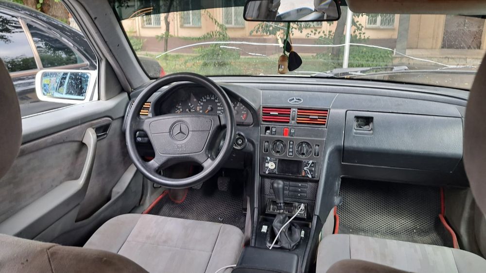 Mercedes Benz w202 на разбор