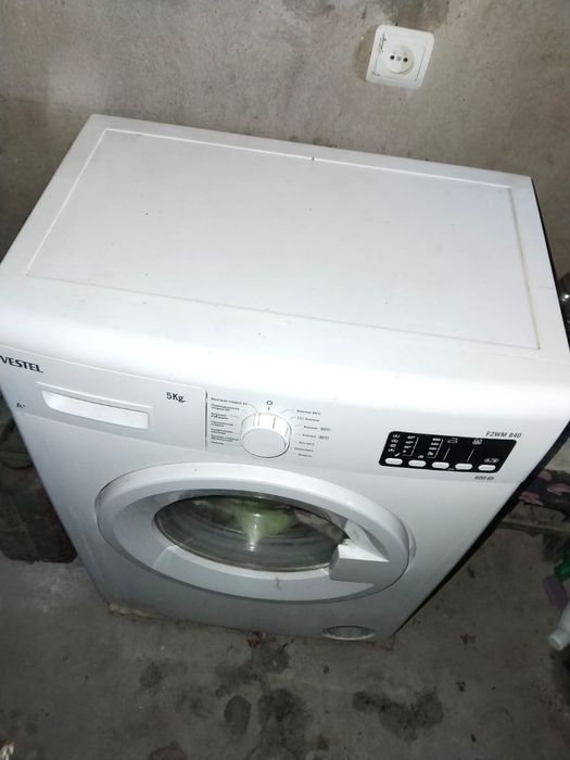 Продам срочно стиральную машинку