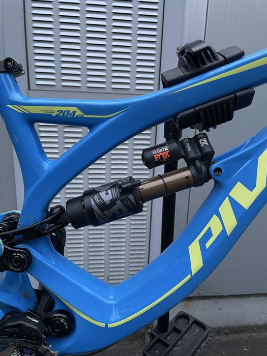 Pivot Phoenix Frame-set