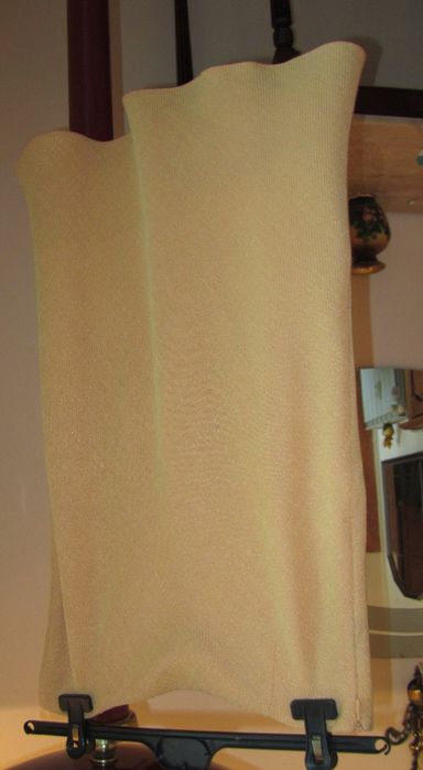 Продавам чисто нова пола .Марка BatiBaleno