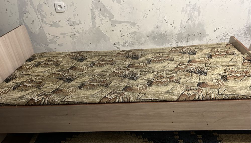Продам кровать 190 на 90