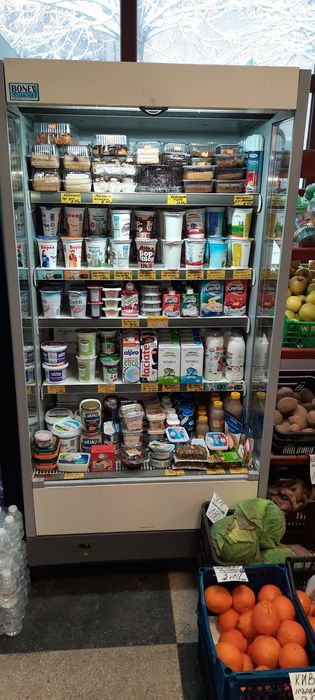 Хладилна витрина