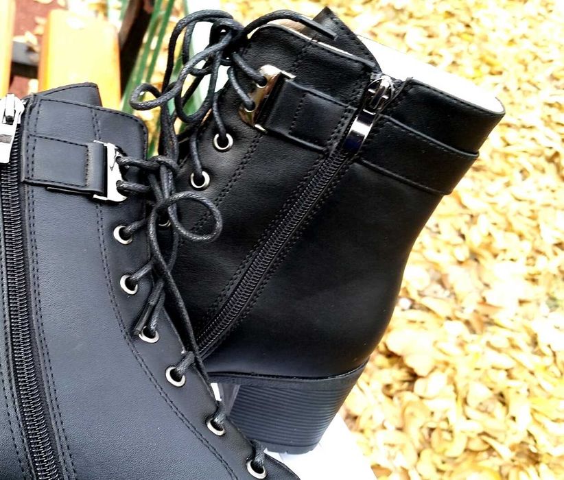 Продам подростковые  ботинки