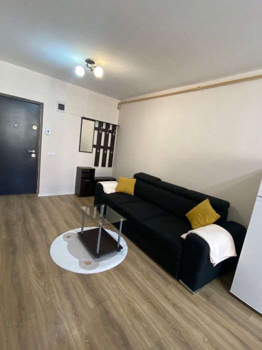 Inchiriez apartament Floresti cu parcare