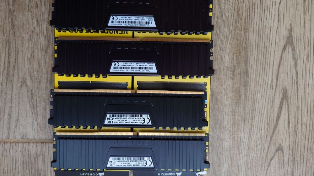 Комплект части за настолен компютър