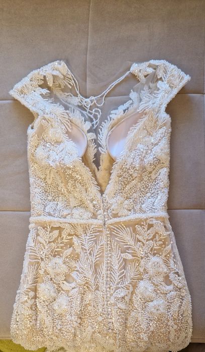 Vând rochie de mireasă