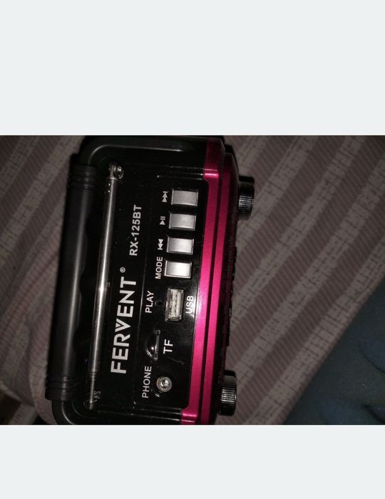 Radio portabil cu blututh și lanternă, reîcărcabil usb.