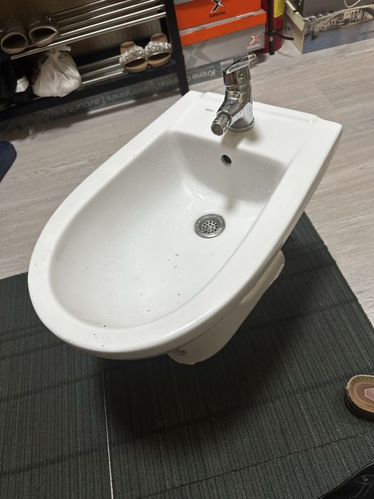 Биде, унитаз для умывания