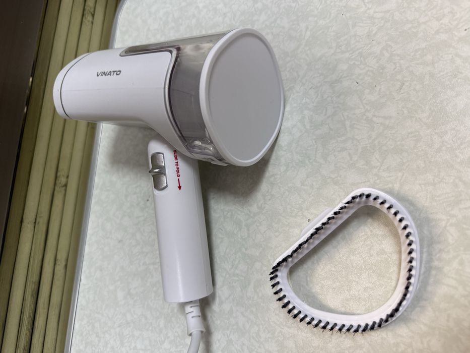 Уред за гладене с пара Vinato (YF-198) 1500W