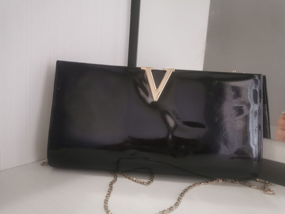 Дамски чанти, 2 нови и 2 ползвани