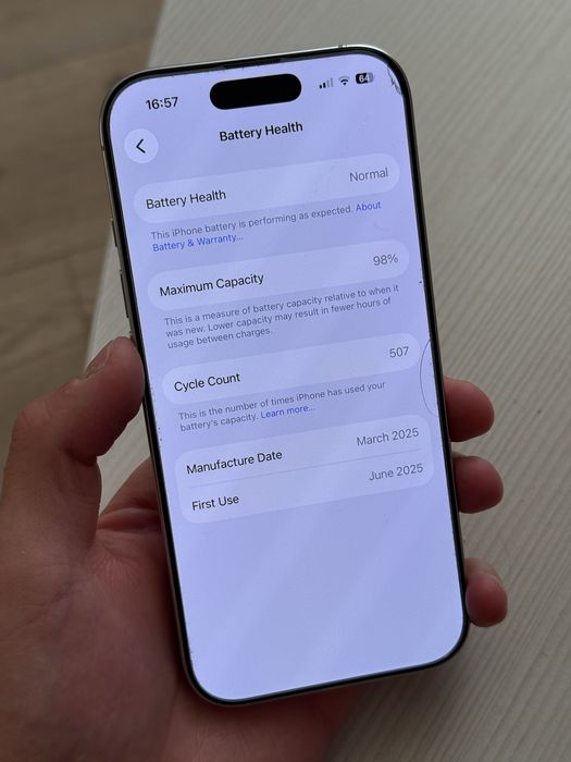 iPhone 16 Pro 98% 256 GB