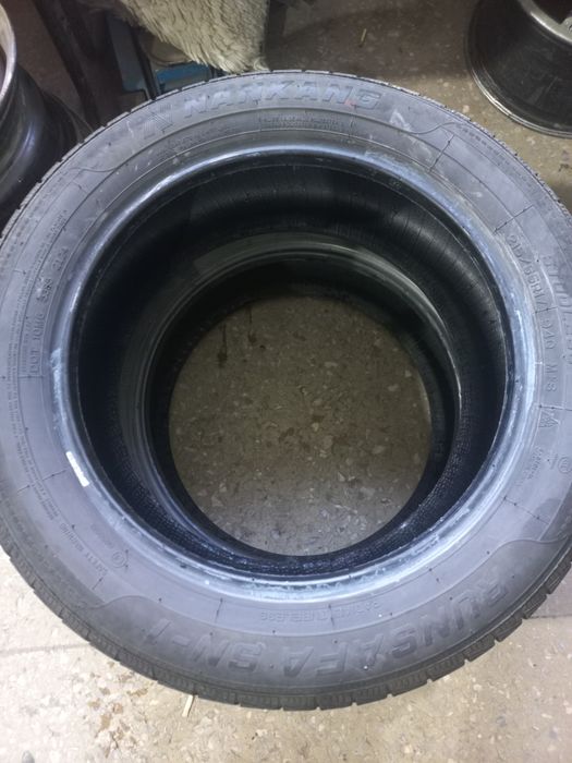 Продам резину на 17
