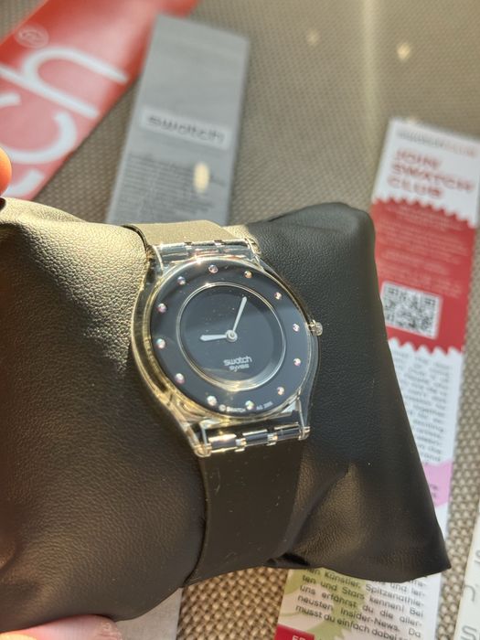 Ceas dama Swatch Skin Black Glamour SFK275D Full box & papers