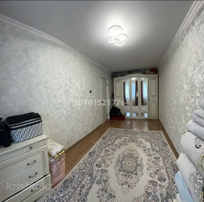 Продам 2 ком. кв.в 7мкр,дом 32