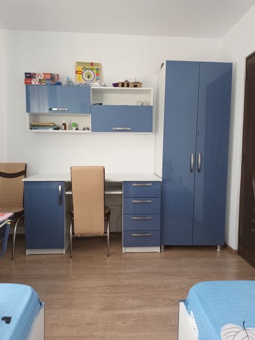 Apartament 3 camere, 2 bai si balcon