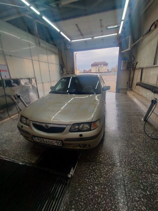 Продам машина мазда 626