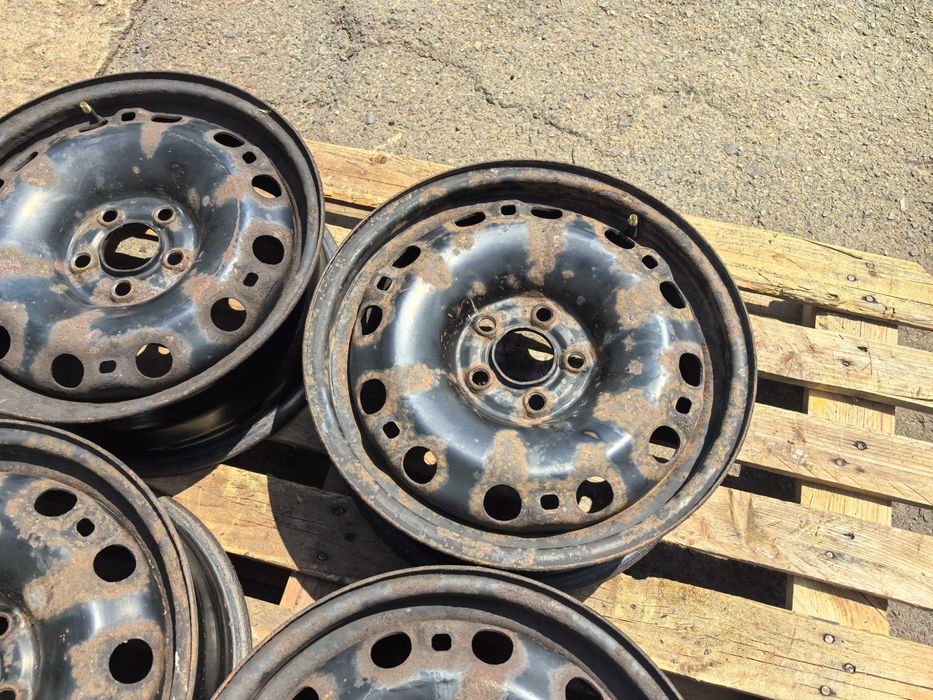 15 цола 5 х 100 мм Фолксваген / Ауди / Шкода - 6 Инча / ЕТ 38